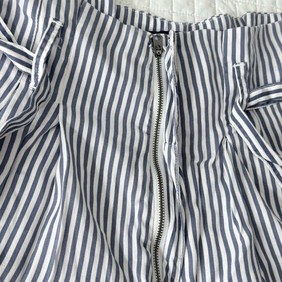Abercrombie & Fitch Womens Striped High-Waisted Belted Shorts Blue/White Size M - Picture 5 of 10